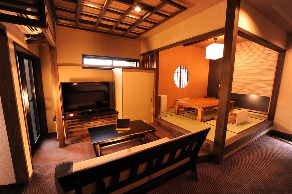 Hotel Uedaya Yamaga Esterno foto