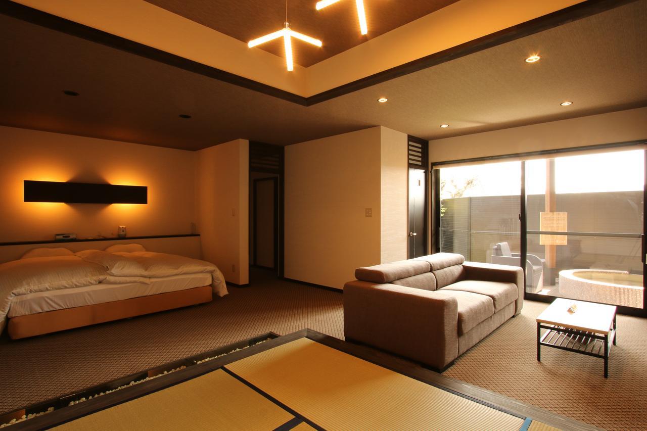 Hotel Uedaya Yamaga Esterno foto