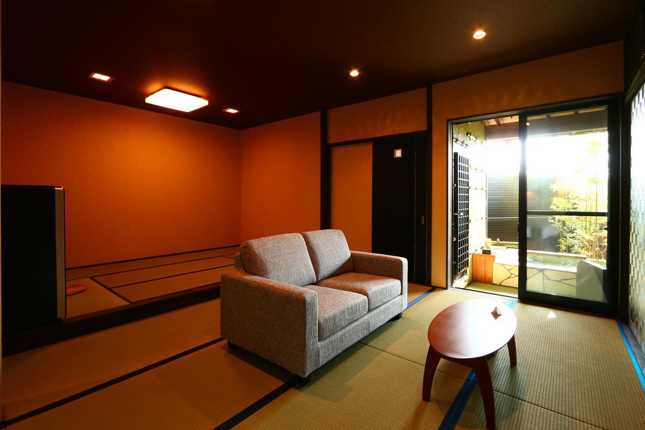 Hotel Uedaya Yamaga Esterno foto