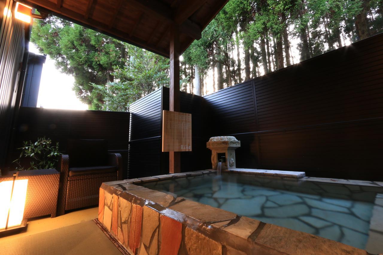 Hotel Uedaya Yamaga Esterno foto